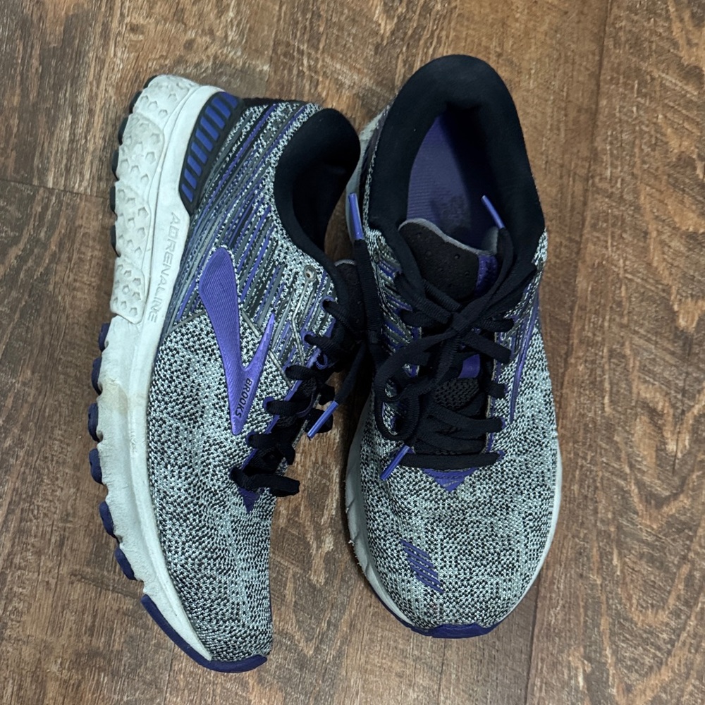 Brooks Black and Purple Athletic Shoes